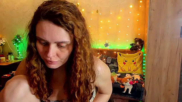 Snapshot of mia_grantes chatting on 01/08/25, 10:16 mia grantes online show from 01/08/25, 10:16