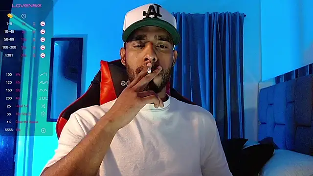 Snapshot of Christian_thor chatting on 01/17/25, 03:55 Christian thor online show from 01/17/25, 03:55