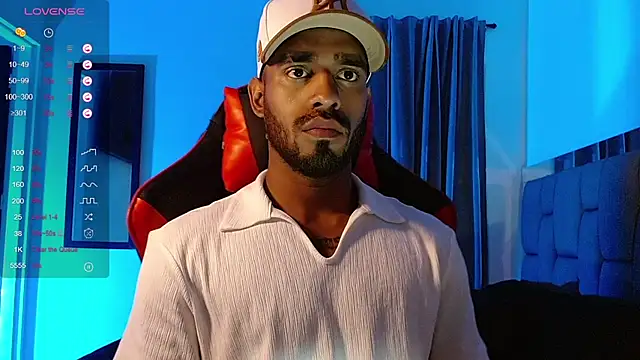 Snapshot of Christian_thor chatting on 01/25/25, 03:19 Christian thor online show from 01/25/25, 03:19