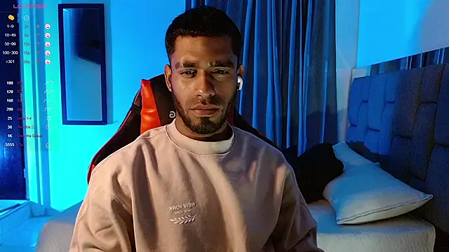 Snapshot of Christian_thor chatting on 02/05/25, 04:48 Christian thor online show from 02/05/25, 04:48