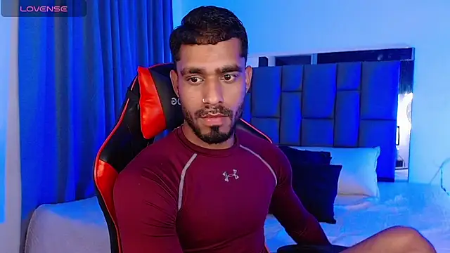 Snapshot of Christian_thor chatting on 03/11/25, 08:20 Christian thor online show from 03/11/25, 08:20