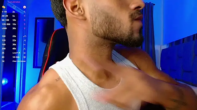 Snapshot of Christian_thor chatting on 03/23/25, 04:16 Christian thor online show from 03/23/25, 04:16