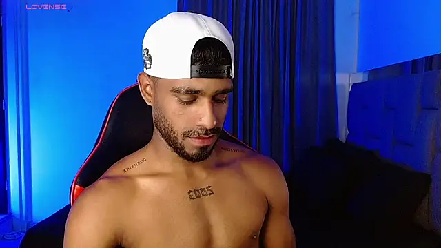 Snapshot of Christian_thor chatting on 09/13/25, 04:12 Christian thor online show from 09/13/25, 04:12