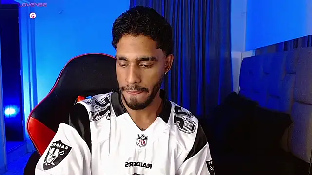 Snapshot of Christian_thor chatting on 09/19/25, 03:52 Christian thor online show from 09/19/25, 03:52