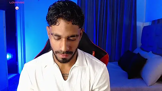 Snapshot of Christian_thor chatting on 10/04/25, 04:54 Christian thor online show from 10/04/25, 04:54