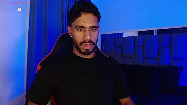 Snapshot of Christian_thor chatting on 10/13/25, 04:34 Christian thor online show from 10/13/25, 04:34