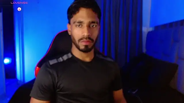 Snapshot of Christian_thor chatting on 10/24/25, 04:42 Christian thor online show from 10/24/25, 04:42