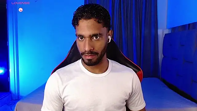 Snapshot of Christian_thor chatting on 11/19/25, 04:34 Christian thor online show from 11/19/25, 04:34