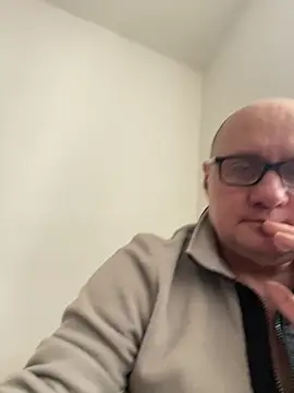 vanjbi45 online show from 02/21/25, 08:51