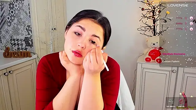 Snapshot of Talla_a chatting on 01/21/25, 07:04 Talla a online show from 01/21/25, 07:04