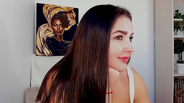 Snapshot of Talla_a chatting on 02/24/25, 10:37 Talla a online show from 02/24/25, 10:37