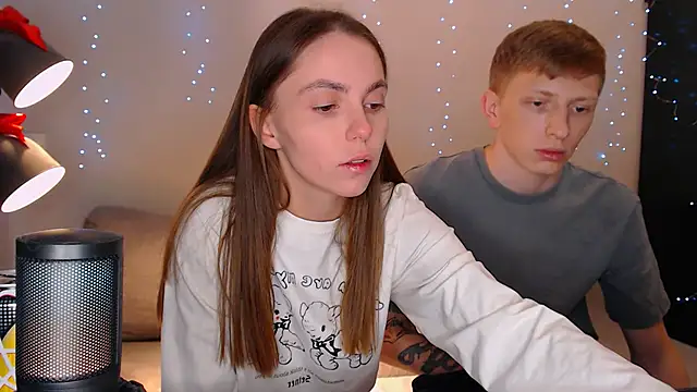 juliaanddima online show from 02/26/25, 12:49