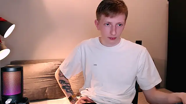 juliaanddima online show from 12/01/25, 09:09