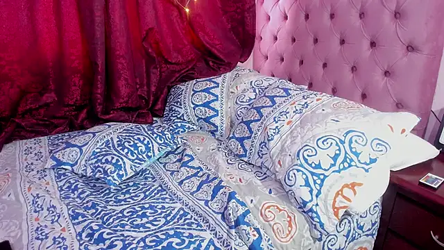 Snapshot of Room312_ chatting on 10/31/25, 06:42 Room312 online show from 10/31/25, 06:42