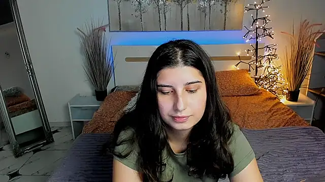 Snapshot of Linda_EX chatting on 12/06/24, 10:38 Linda EX online show from 12/06/24, 10:38