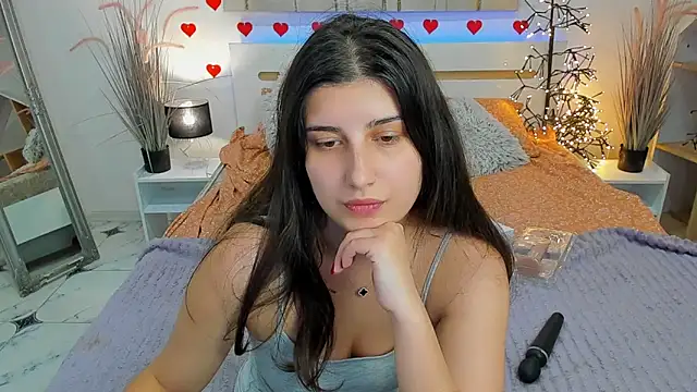 Snapshot of Linda_EX chatting on 03/04/25, 10:35 Linda EX online show from 03/04/25, 10:35