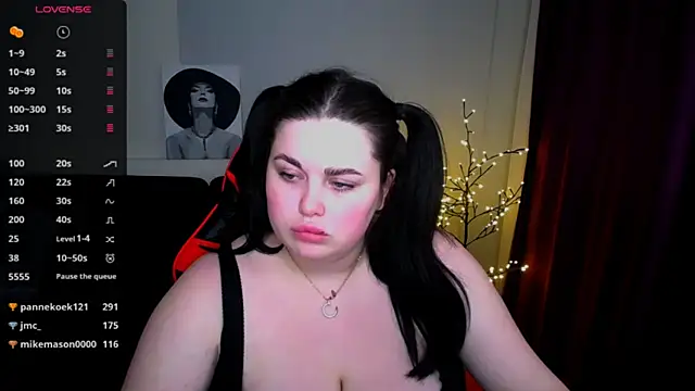 Emily Mo online show from 02/08/25, 12:39