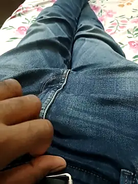 divi5555 online show from 04/09/26, 05:29