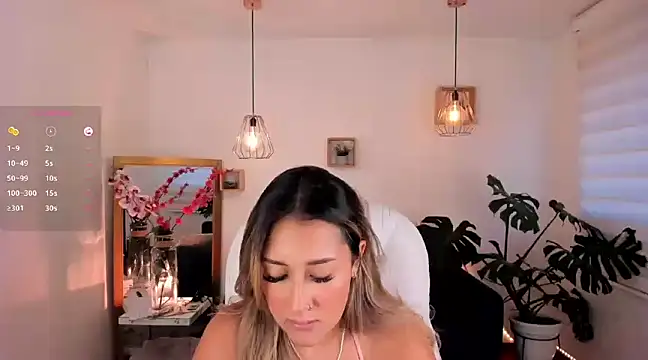 Snapshot of dina_ride chatting on 02/01/25, 12:37 dina ride online show from 02/01/25, 12:37