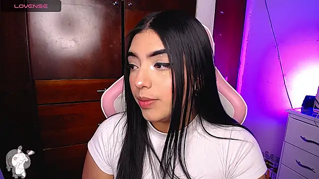 Snapshot of eva_six chatting on 01/07/25, 07:28 eva six online show from 01/07/25, 07:28