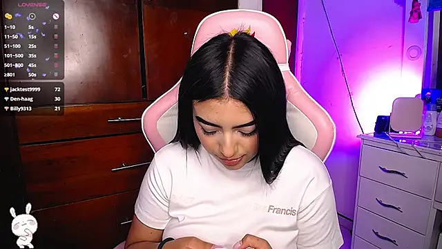 Snapshot of eva_six chatting on 01/25/25, 03:51 eva six online show from 01/25/25, 03:51