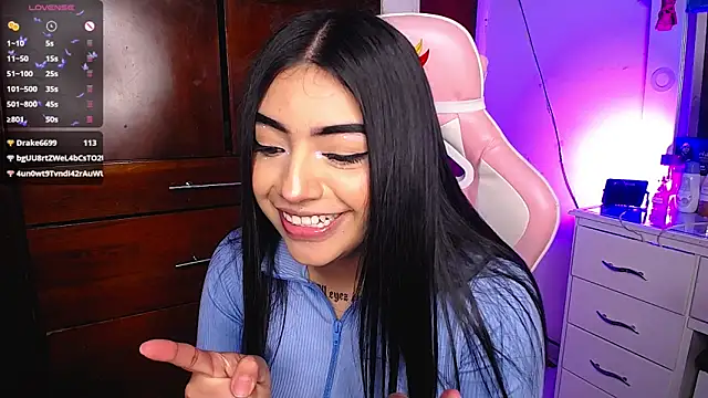 Snapshot of eva_six chatting on 03/05/25, 09:26 eva six online show from 03/05/25, 09:26