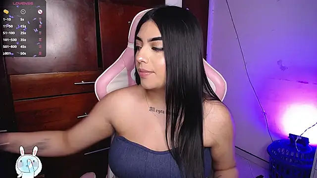 Snapshot of eva_six chatting on 11/12/25, 11:36 eva six online show from 11/12/25, 11:36