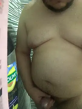 Snapshot of matius_29 chatting on 11/21/25, 12:21 matius 29 online show from 11/21/25, 12:21