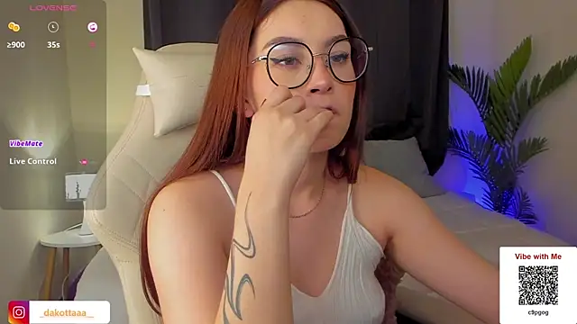 Snapshot of dakottaa_ chatting on 01/22/25, 10:26 dakottaa online show from 01/22/25, 10:26