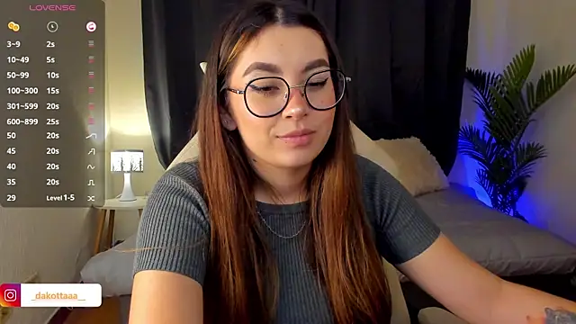 Snapshot of dakottaa_ chatting on 09/22/25, 11:07 dakottaa online show from 09/22/25, 11:07