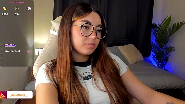 Snapshot of dakottaa_ chatting on 09/24/25, 11:41 dakottaa online show from 09/24/25, 11:41