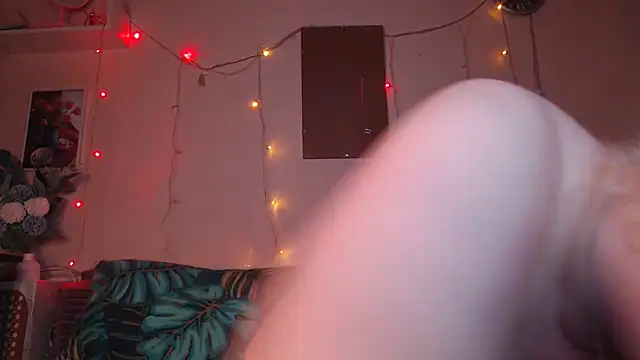 Karolina love  online show from 12/26/24, 01:07