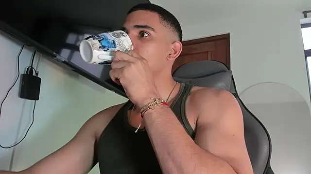 Snapshot of joss_111 chatting on 11/02/25, 11:45 joss 111 online show from 11/02/25, 11:45