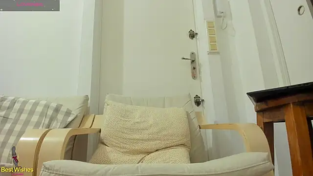 Snapshot of Maxi_TheBigDaddy chatting on 01/04/25, 10:38 Maxi TheBigDaddy online show from 01/04/25, 10:38