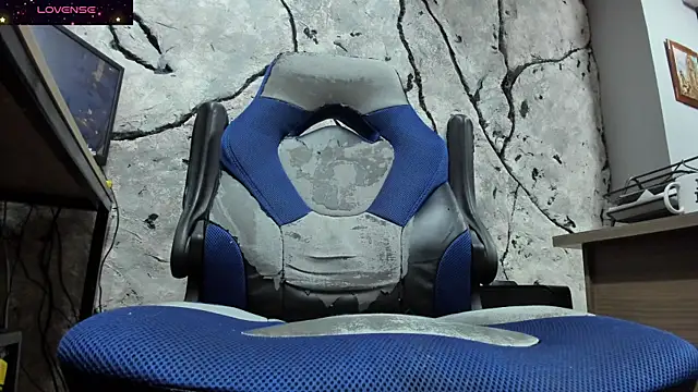 Snapshot of Maxi_TheBigDaddy chatting on 09/08/25, 02:27 Maxi TheBigDaddy online show from 09/08/25, 02:27