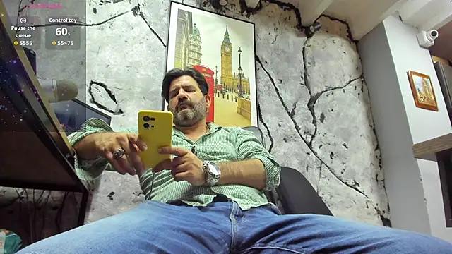 Maxi TheBigDaddy online show from 12/19/25, 11:56