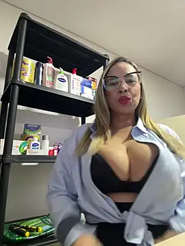 jademoomsm online show from 04/10/26, 11:20