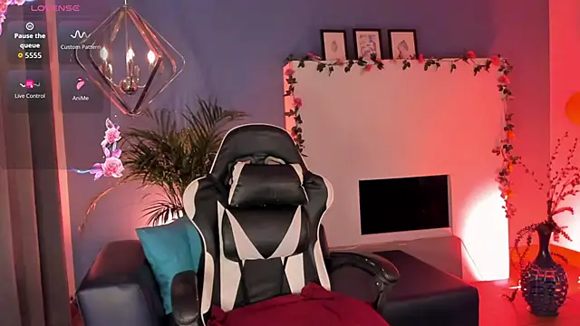 Megan inked online show from 02/13/26, 04:19