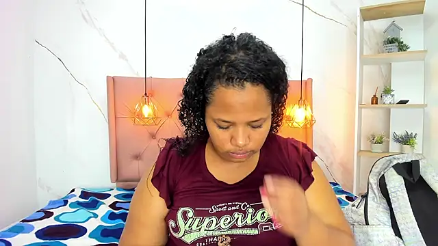 Belle Brunette online show from 04/05/26, 12:46