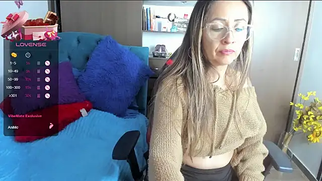 valeria teiku online show from 03/08/25, 04:23