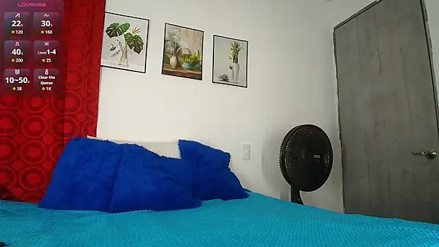 EmiliBonnie online show from 08/08/26, 11:18