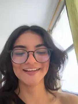 Snapshot of Cat2525 chatting on 01/13/25, 08:04 Cat2525 online show from 01/13/25, 08:04