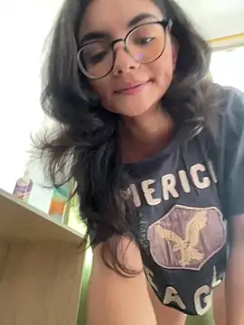 Snapshot of Cat2525 chatting on 01/21/25, 08:11 Cat2525 online show from 01/21/25, 08:11