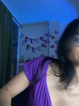 Snapshot of Cat2525 chatting on 02/19/25, 01:51 Cat2525 online show from 02/19/25, 01:51