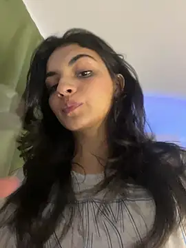 Snapshot of Cat2525 chatting on 02/23/25, 02:18 Cat2525 online show from 02/23/25, 02:18