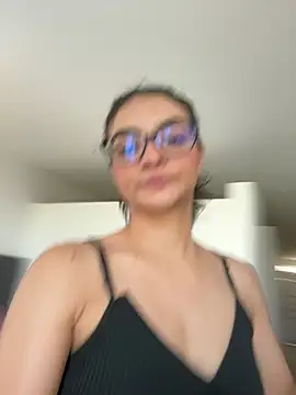 Snapshot of Cat2525 chatting on 02/23/25, 09:26 Cat2525 online show from 02/23/25, 09:26