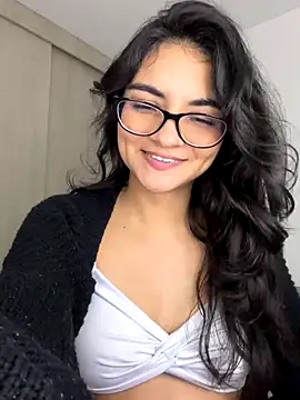 Snapshot of Cat2525 chatting on 10/12/25, 12:53 Cat2525 online show from 10/12/25, 12:53