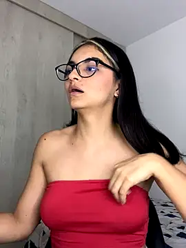 Snapshot of Cat2525 chatting on 11/15/25, 01:58 Cat2525 online show from 11/15/25, 01:58