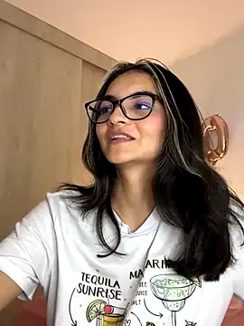 Snapshot of Cat2525 chatting on 12/14/25, 01:55 Cat2525 online show from 12/14/25, 01:55