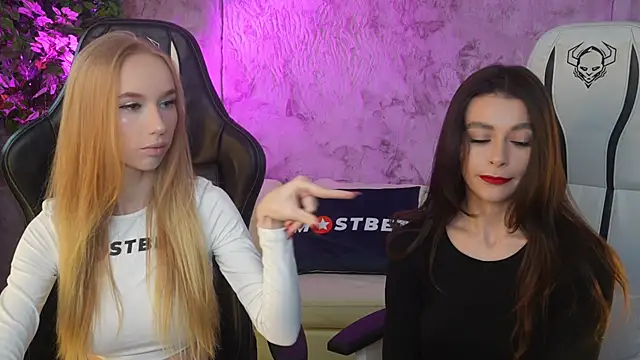 Amelia Blaze online show from 12/24/24, 11:44